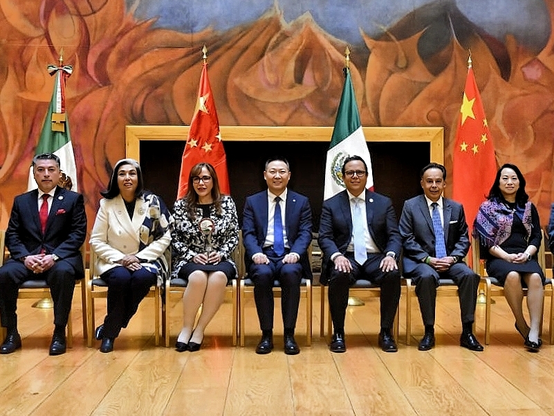 微信图片_20251017173612_8_71.jpg